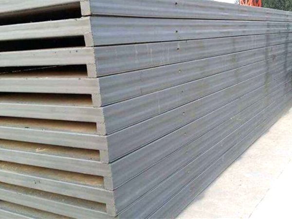 鋼骨架輕型板的性能特點