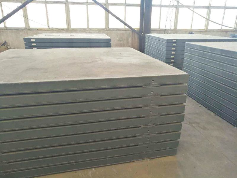 鋼骨架輕型板安裝時(shí)要注意哪些事項(xiàng)